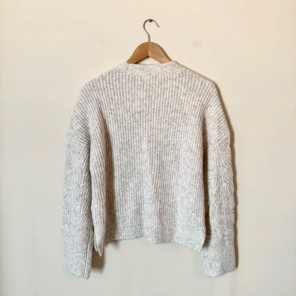 Abercrombie & Fitch Cable Knit Cardigan Sweater Medium - Picture 9 of 9